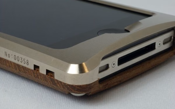 XEXeed358-1.jpg HYBRIDcase for iPhone4 アルミiPhoneケース