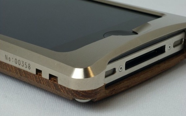 HYBRIDcase for iPhone4 アルミiPhoneケース